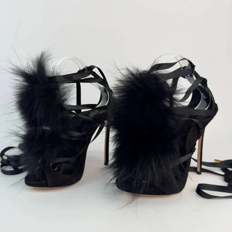 Street Fashion Runway - Vachtleren veter-sandalen met peeptoe, opengewerkt, sexy
