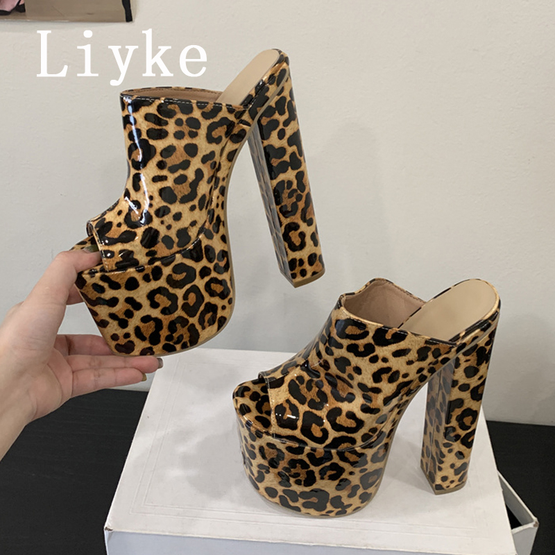 Liyke Runway Fashion 18CM Extr - Street Fashion Runway recensie en prijs
